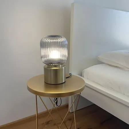 Apartment New & Large 1 Bedroom In Center-terrace & Parking - 142-100 *