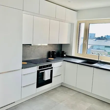 New & Large 1 Bedroom In Center-terrace & Parking - 142-100 * Luxemburgo