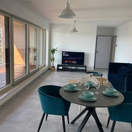 New & Large 1 Bedroom In Center-terrace & Parking - 142-100 Luxemburgo